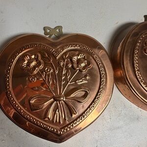 Elegant Copper Heart Floral Wall Decor